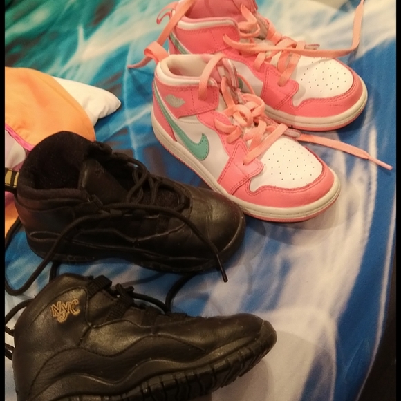 Jordans - Picture 7 of 8